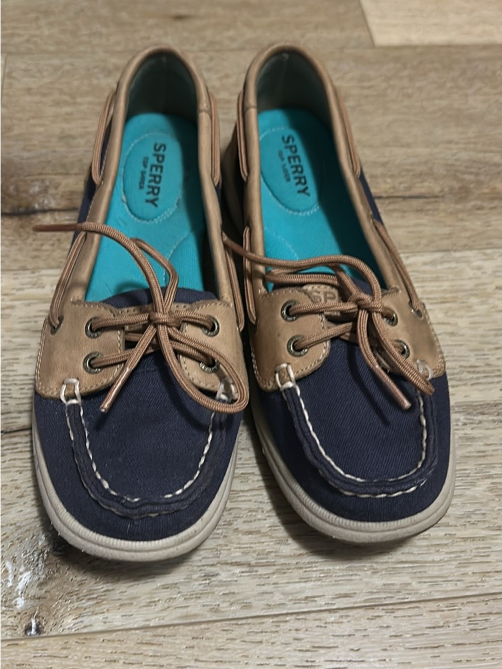 Women’s Sperry Topsiders